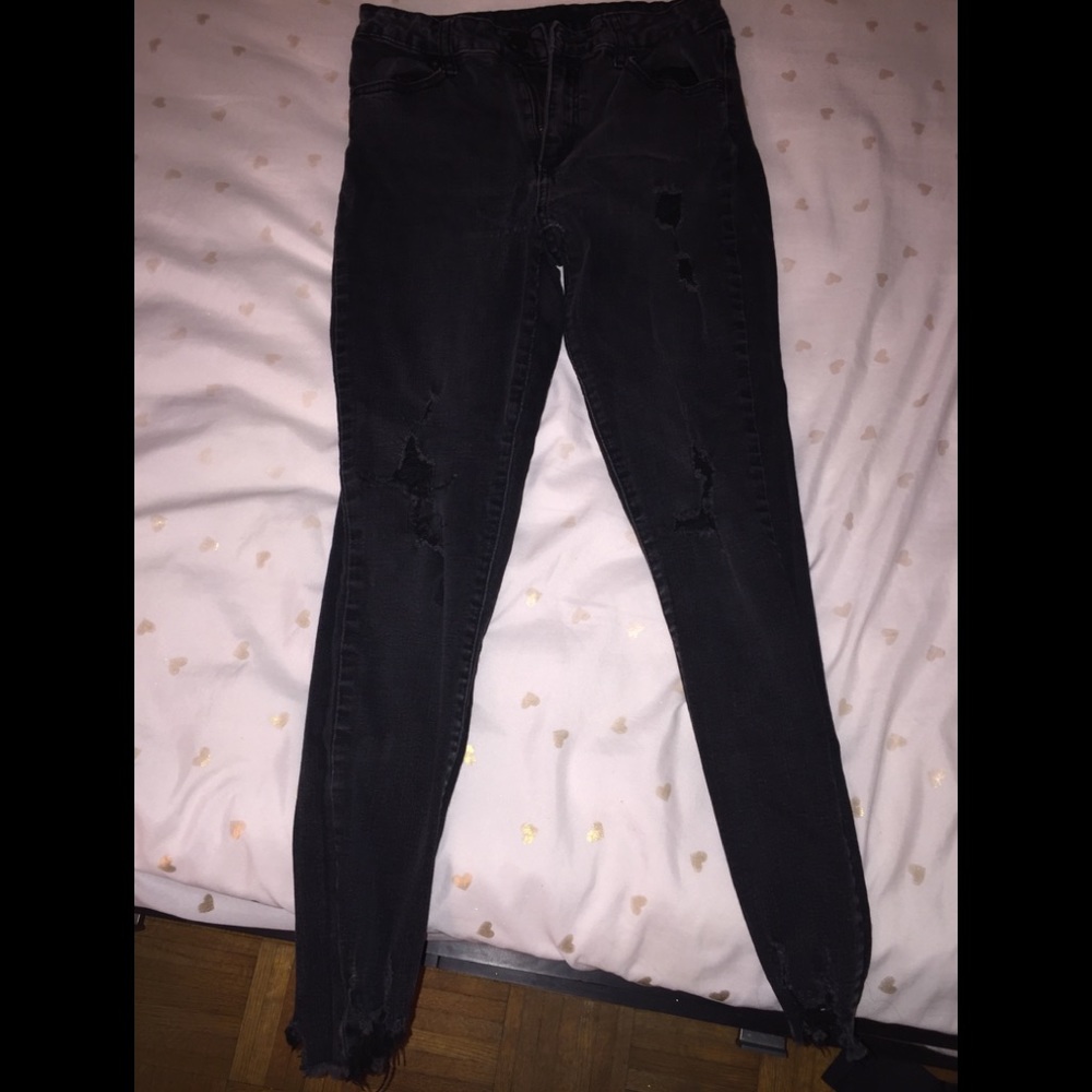 Ripped black jeans